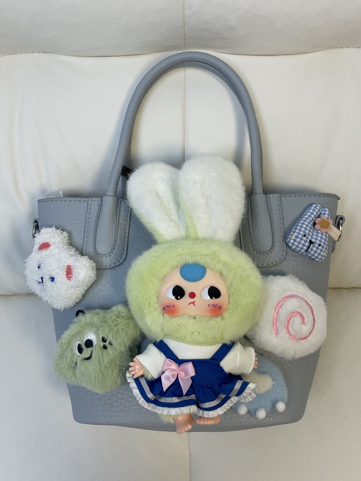Exclusive JoJo design! Your very own stuffed toy bag