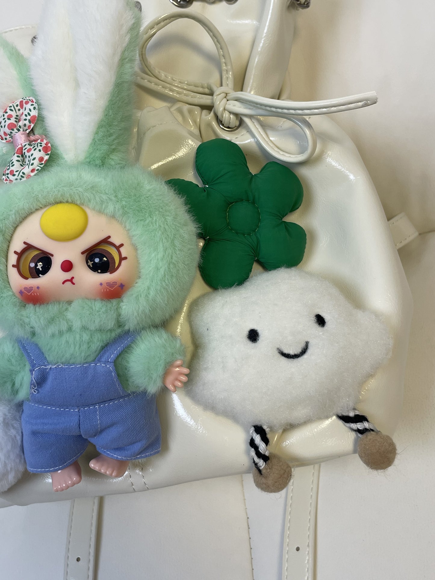 JoJo will be the center of attention with her super cute DIY bag!