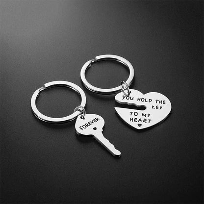 Juego de 2 llaveros de corazón para hombre y mujer, llavero de pareja, accesorio de joyería, regalo