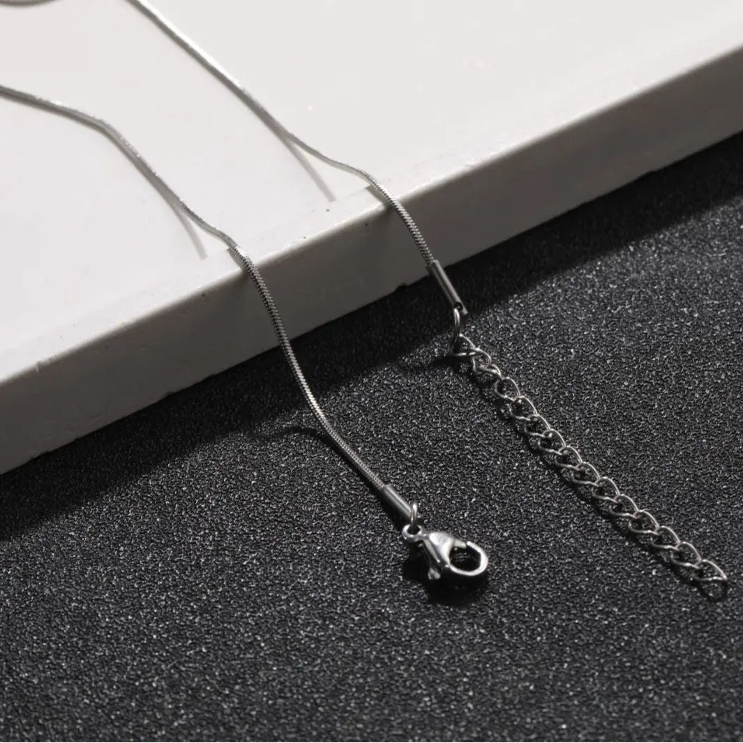 Elegant Silver Snake Chain Necklace – Timeless Style for Every Occasion