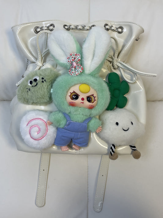 JoJo will be the center of attention with her super cute DIY bag!